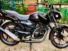 https://riyasewana.com/uploads/tvs-apache-160rtr-1513044113924.jpg