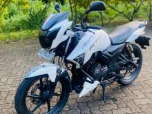https://riyasewana.com/uploads/tvs-apache-161216586195.jpg