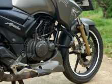 https://riyasewana.com/uploads/tvs-apache-180-101045114862.jpg