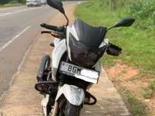 https://riyasewana.com/uploads/tvs-apache-180-101430284841.jpg