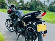 https://riyasewana.com/uploads/tvs-apache-180-111047474343.jpg