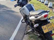 https://riyasewana.com/uploads/tvs-apache-180-12307014072.jpg