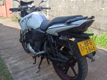 https://riyasewana.com/uploads/tvs-apache-180-1321564319466.jpg