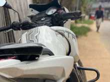 https://riyasewana.com/uploads/tvs-apache-180-211126254773.jpg