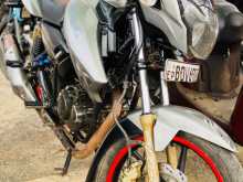 https://riyasewana.com/uploads/tvs-apache-180-2811071513694.jpg