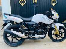 TVS Apache 180 2011 Motorbike