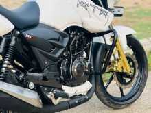 https://riyasewana.com/uploads/tvs-apache-180-72236184023.jpg