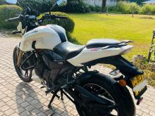 https://riyasewana.com/uploads/tvs-apache-200-1010113924992.jpg