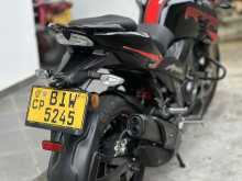 https://riyasewana.com/uploads/tvs-apache-200-1614230222402.jpg