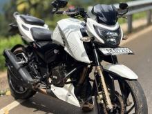 TVS Apache 200 2017 Motorbike