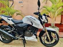 https://riyasewana.com/uploads/tvs-apache-200-248455022793.jpg