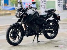 https://riyasewana.com/uploads/tvs-apache-200cc-45442824071.jpg