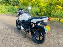 https://riyasewana.com/uploads/tvs-apache-2947564043.jpg