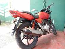https://riyasewana.com/uploads/tvs-apache-413275113362.jpg