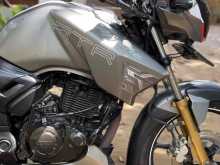 https://riyasewana.com/uploads/tvs-apache-818521322852.jpg