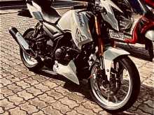 TVS Apache RTR 180 2016 Motorbike