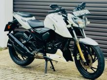 TVS Apache RTR 200 2017 Motorbike