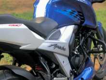 https://riyasewana.com/uploads/tvs-apache-rtr-18706411102.jpg