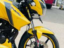 TVS APACHE RTR 150 2015 Motorbike