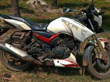 https://riyasewana.com/uploads/tvs-apache-rtr-301945424572.jpg