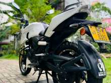 https://riyasewana.com/uploads/tvs-apache-rtr-79541213784.jpg