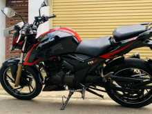 TVS Apache RTR 200cc 2018 Motorbike