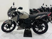 TVS Apache RTR 150 2016 Motorbike