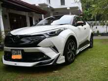 Toyota CHR NGX 10 Bruno Brown Top 2019 SUV