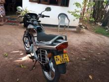 https://riyasewana.com/uploads/tvs-glx-125-168140719415.jpg