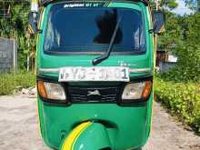 TVS GS 2011 Three Wheel