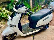 TVS I QUBE 2025 Motorbike