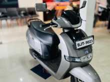TVS I Qube 2025 Motorbike