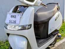 TVS IQUBE 2025 Motorbike