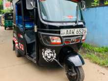 https://riyasewana.com/uploads/tvs-king-2015-109264912524.jpg