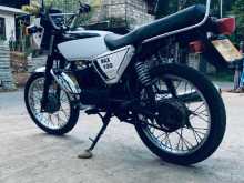 https://riyasewana.com/uploads/tvs-max100-512131713652.jpg