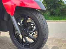 https://riyasewana.com/uploads/tvs-ntorq-125-1119435913903.jpg