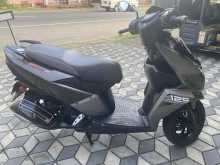 https://riyasewana.com/uploads/tvs-ntorq-125-1220220522162.jpg
