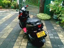 https://riyasewana.com/uploads/tvs-ntorq-125-271258506142.jpg