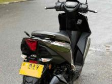 https://riyasewana.com/uploads/tvs-ntorq-125-3017050824303.jpg