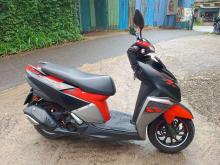 https://riyasewana.com/uploads/tvs-ntorq-125-30820586584.jpg