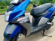 https://riyasewana.com/uploads/tvs-ntorq-125-513590424843.jpg