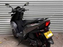 https://riyasewana.com/uploads/tvs-ntorq-1611443424062.jpg