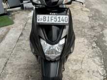 https://riyasewana.com/uploads/tvs-ntorq-2019-308131613044.jpg