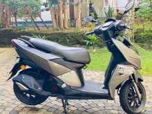 https://riyasewana.com/uploads/tvs-ntorq-24757014302.jpg