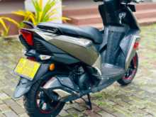 https://riyasewana.com/uploads/tvs-ntorq-2513555213683.jpg