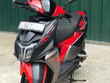 https://riyasewana.com/uploads/tvs-ntorq-251756261052.jpg