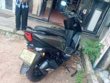 https://riyasewana.com/uploads/tvs-ntorq-302045454162.jpg