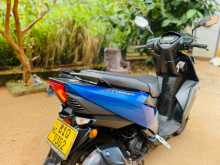 https://riyasewana.com/uploads/tvs-ntorq-biq-120022213783.jpg