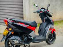 https://riyasewana.com/uploads/tvs-ntorq-race-1813025213963.jpg