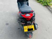 https://riyasewana.com/uploads/tvs-ntroq-race-2615523822542.jpg